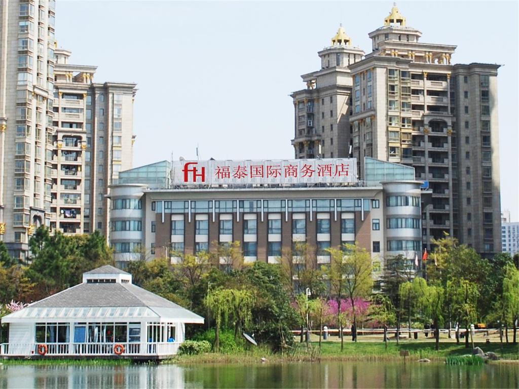 Shanghai Forte Hotel Buitenkant foto