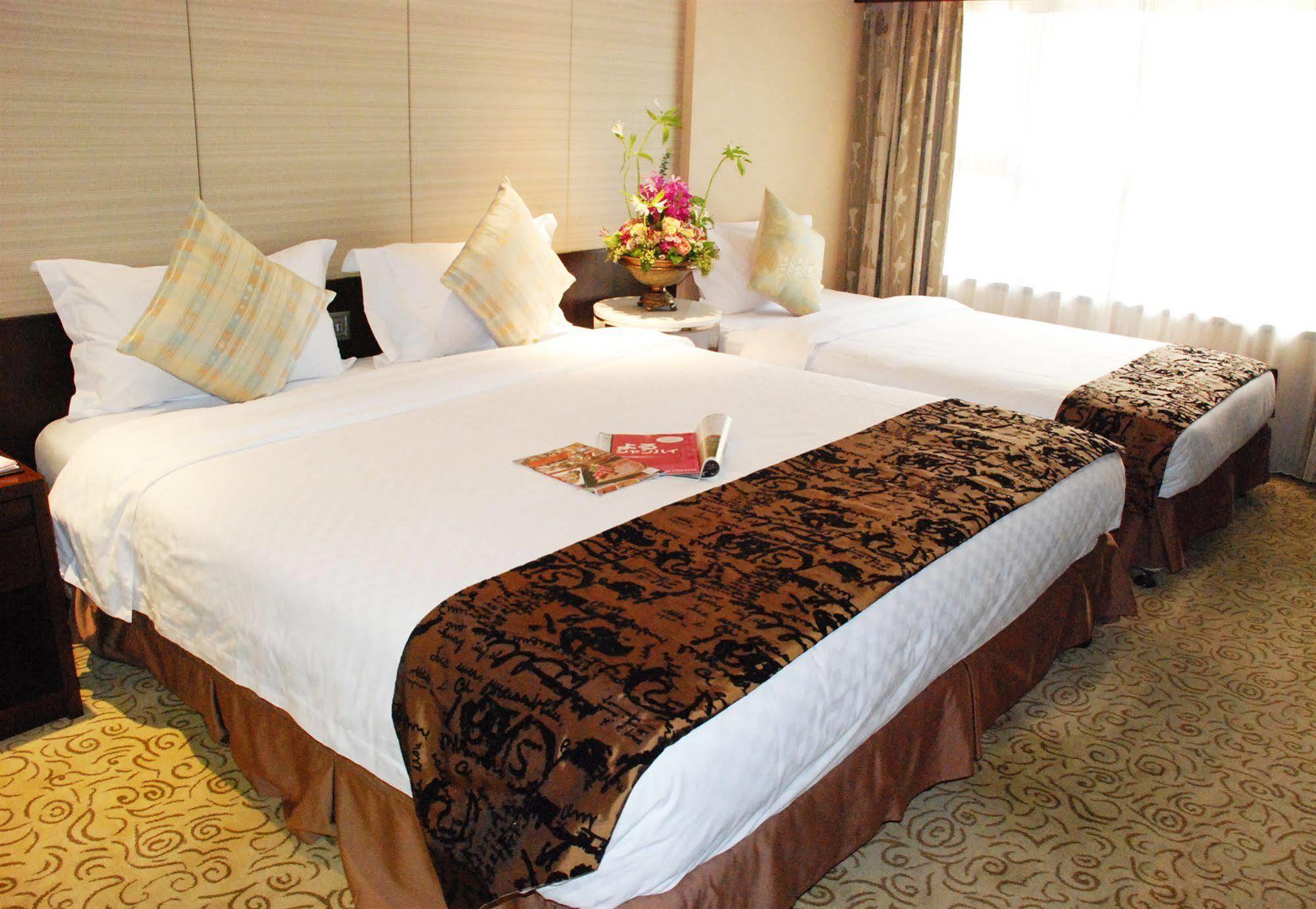 Shanghai Forte Hotel Buitenkant foto