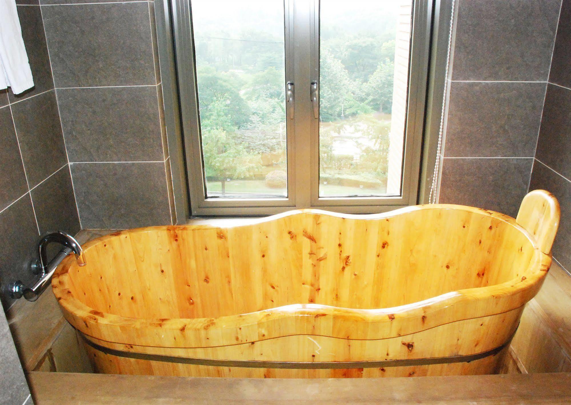 Shanghai Forte Hotel Buitenkant foto