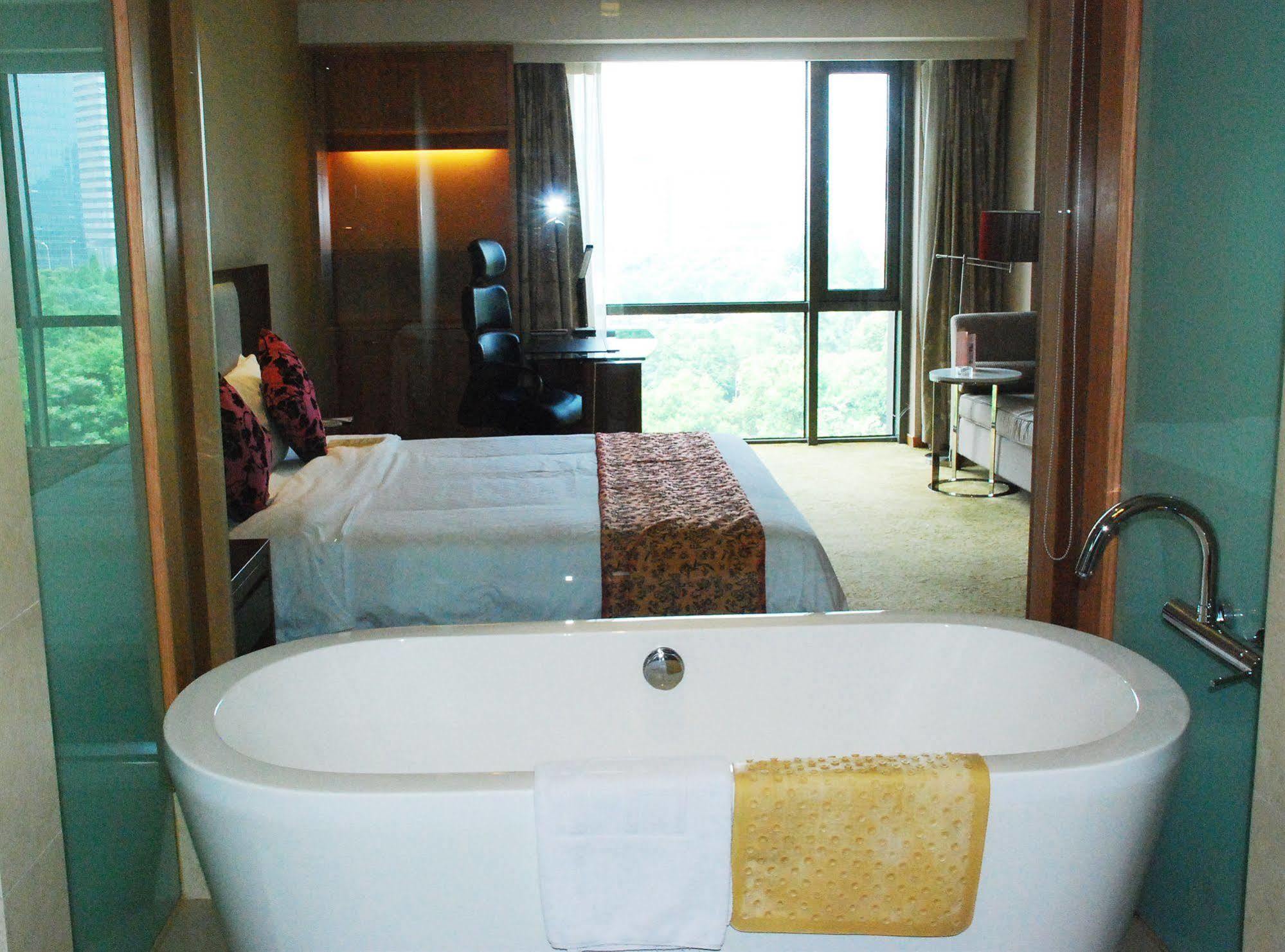 Shanghai Forte Hotel Buitenkant foto
